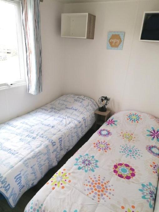 Mobil-home Climatisé 4 personnes camping 5* Lit et mixe Landes Exterior foto